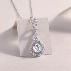 Ladies Luxury Fine Silver Necklace Luxury Gem Collarbone Chain Teardrop Pendant Moissanite Diamond Necklaces