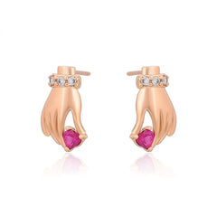 A00863948 Xuping Jewelry New Popular Personality Design Hand Diamond 18K Gold Luxury Unique Style Earrings
