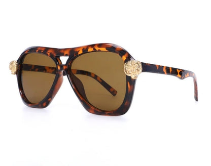 ME - YGG - 122 - MCROONS.COM