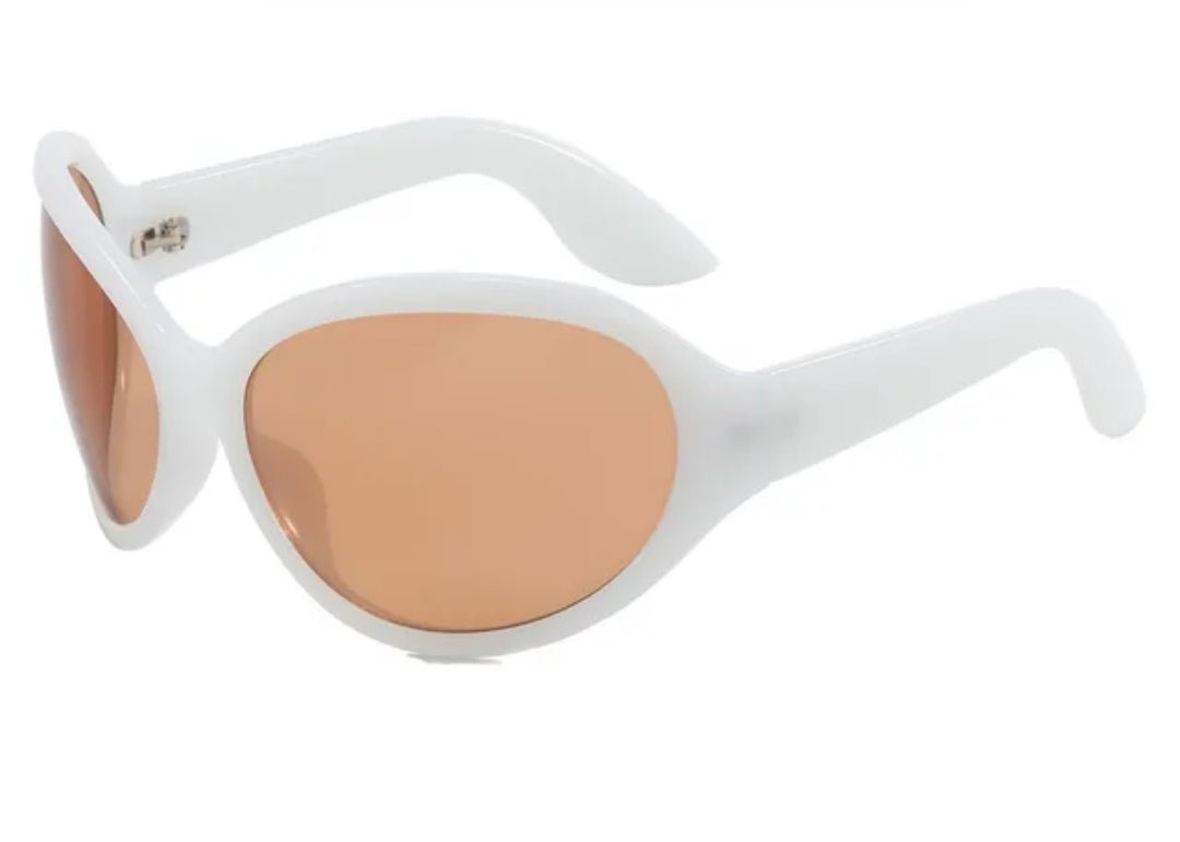 ME - YGG - 139 - MCROONS.COM