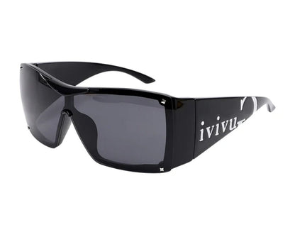 ME - YGG - 142 - MCROONS.COM